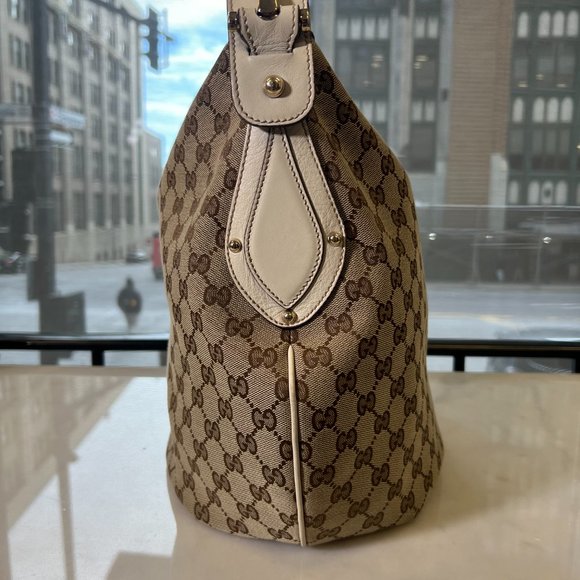 Gucci GG Supreme Canvas/White Leather Pelham Tote - Picture 3 of 9